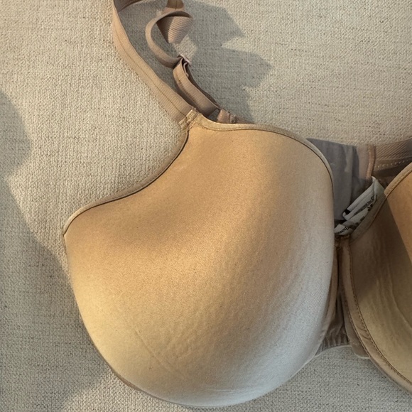 Chantelle C Essential Full Coverage Tshirt Lined Underwire Bra 36DDD C38160 - Picture 3 of 12